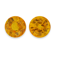 Matching pair of round golden yellow sapphires. This pair of 5.8 mm yellow sapphiresare clean and lively. Nice round yellow sapphire pair as side stone for a ring or beautiful yellow sapphire earrings!
