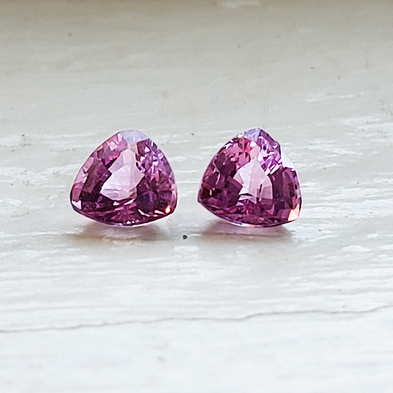 Loose Matched Pair of Fancy Pink Sapphire Trillions - Pink Sapphire Trillion Pair - PSpr5027tril112.jpg