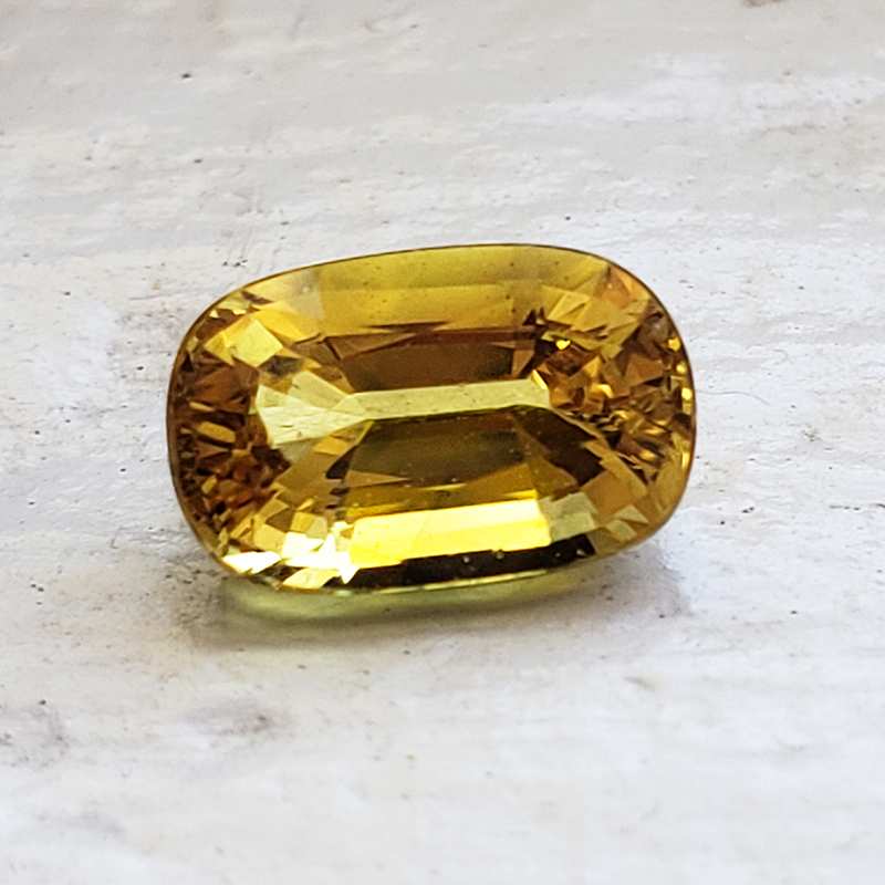 Loose Antique Cushion Yellow Sapphire- Lively Chartreuse Yellow Sapphire Cushion - YS3068cu160.jpg